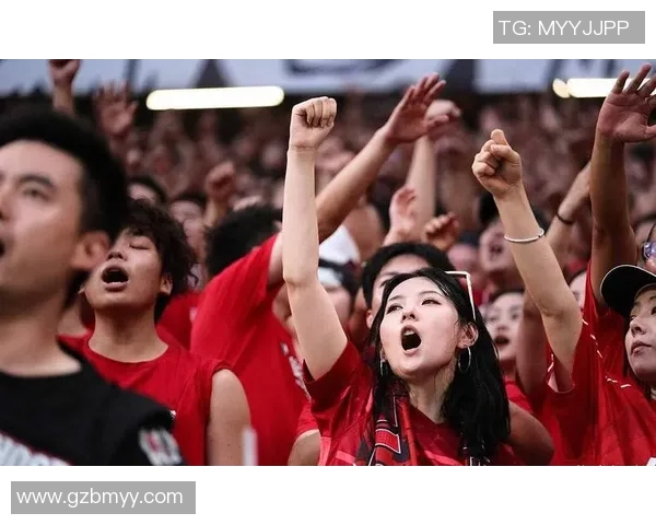 成都足球队默契配合解析助力球队在赛场上崭露头角 成都足球队默契配合解析助力球队在赛场上崭露头角