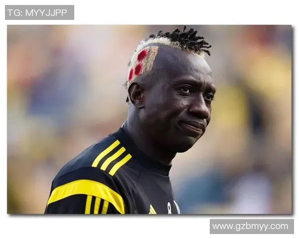 日本足球明星男士发型精选图片展示时尚潮流与个性魅力